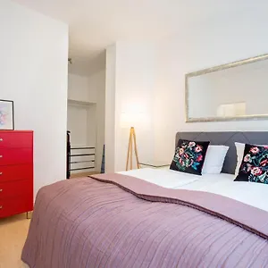Aparthotel Victoria Altstadt Suites, Düsseldorf