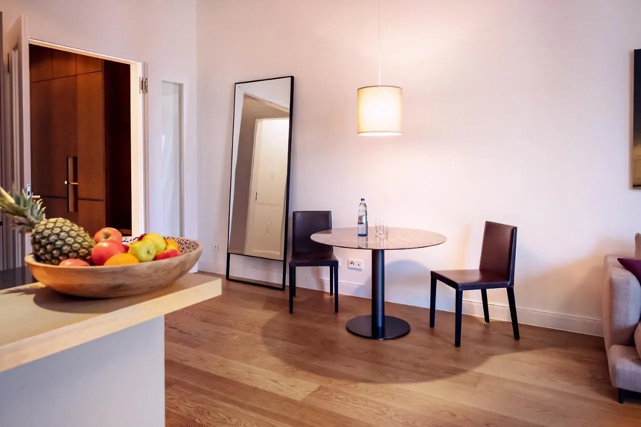 דיסלדורף The Wellem Residences 5*,